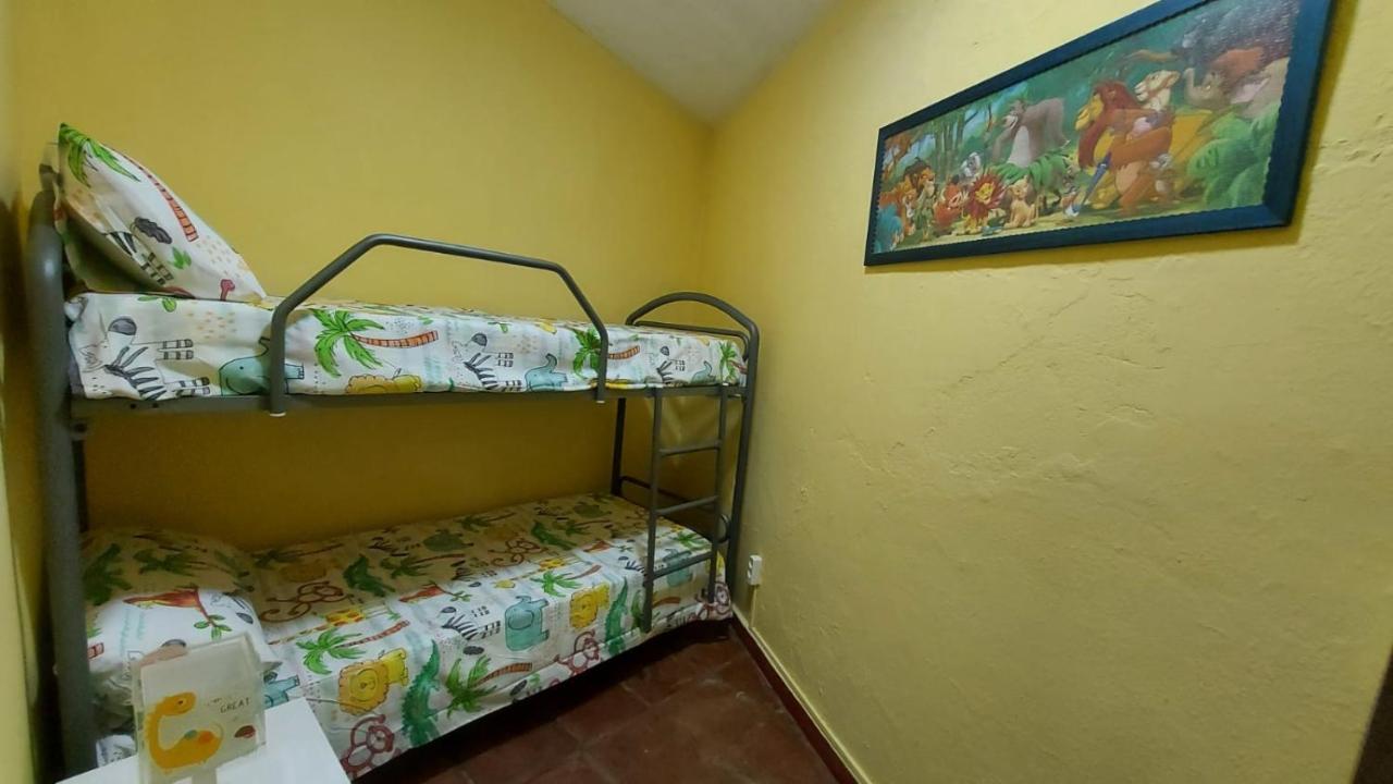 Casas Rurales- "Casa Larios" El Colmenar Oda fotoğraf